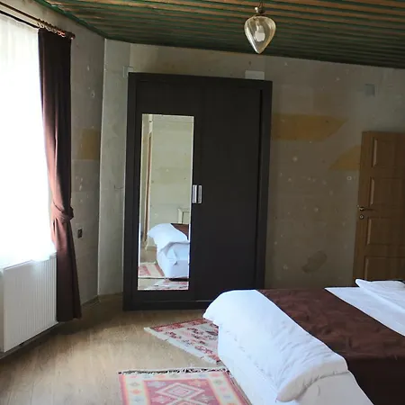 Hotel Moira Stone House 3*