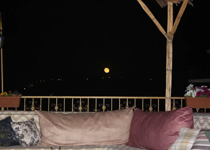 Moira Stone House Hotell